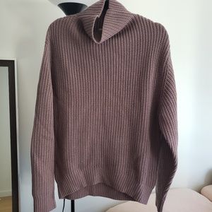 Aritzia Wilfred turtleneck sweater